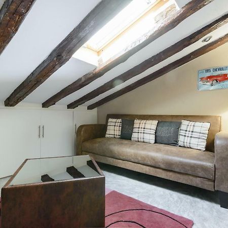 Charming Fuencarral Street Apartment มาดริด ภายนอก รูปภาพ
